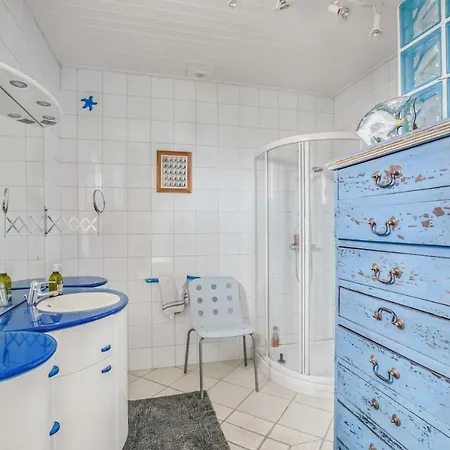 Le Jardin Pour Decor, La Mer Pour Terrain De Jeux ! Holiday home La Tranche-sur-Mer