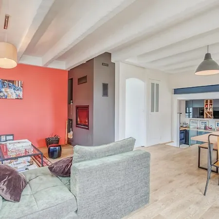 Le Jardin Pour Decor, La Mer Pour Terrain De Jeux ! Holiday home